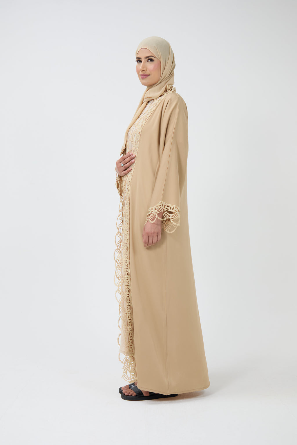 Classic Nida Abaya