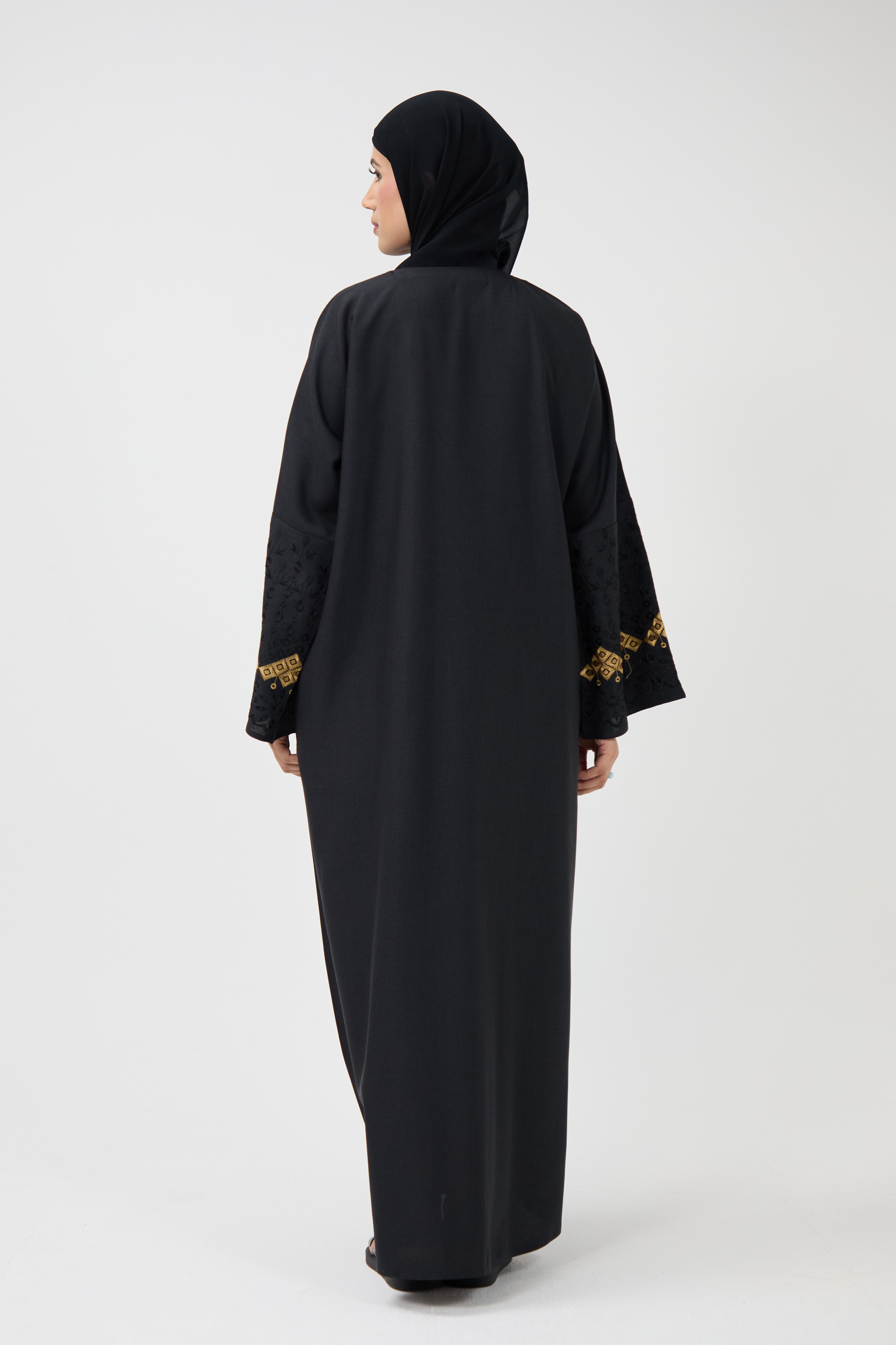 Luxury Panel Abaya